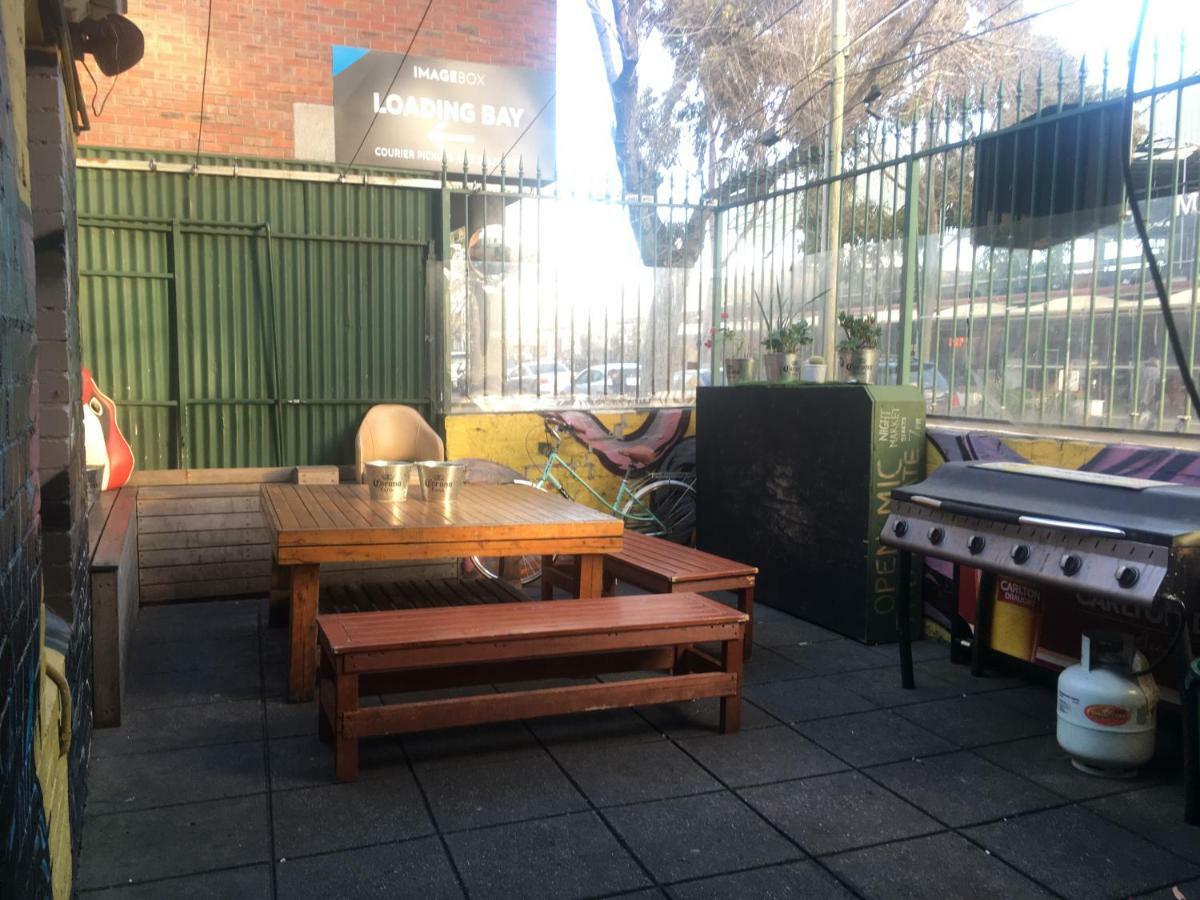 Market Tavern Hostel & Bar Melbourne Zewnętrze zdjęcie